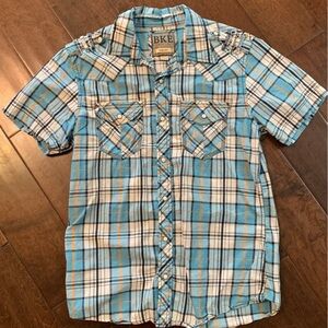 ** Men’s Buckle Black Button Up Shirt